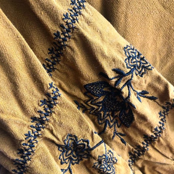 Lightweight Mustard Blouse - Picture 2 of 2